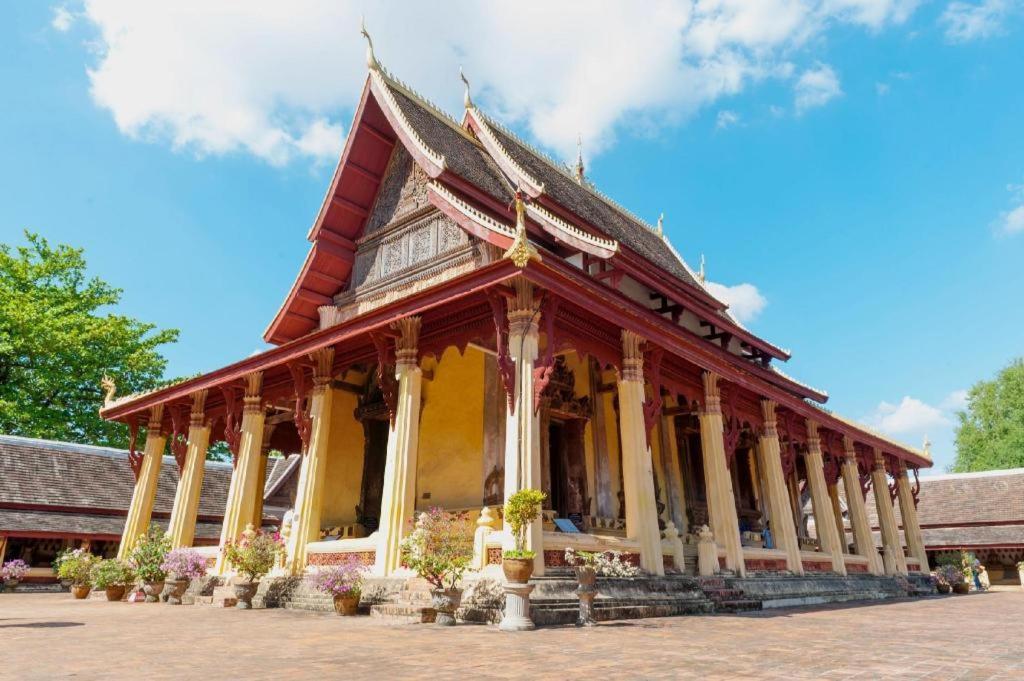 Souvanna 2 Hotel Vientiane Exterior photo