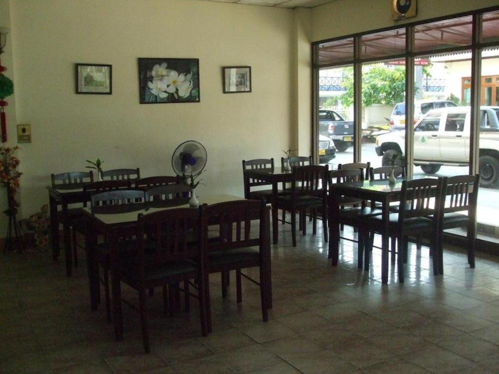 Souvanna 2 Hotel Vientiane Exterior photo