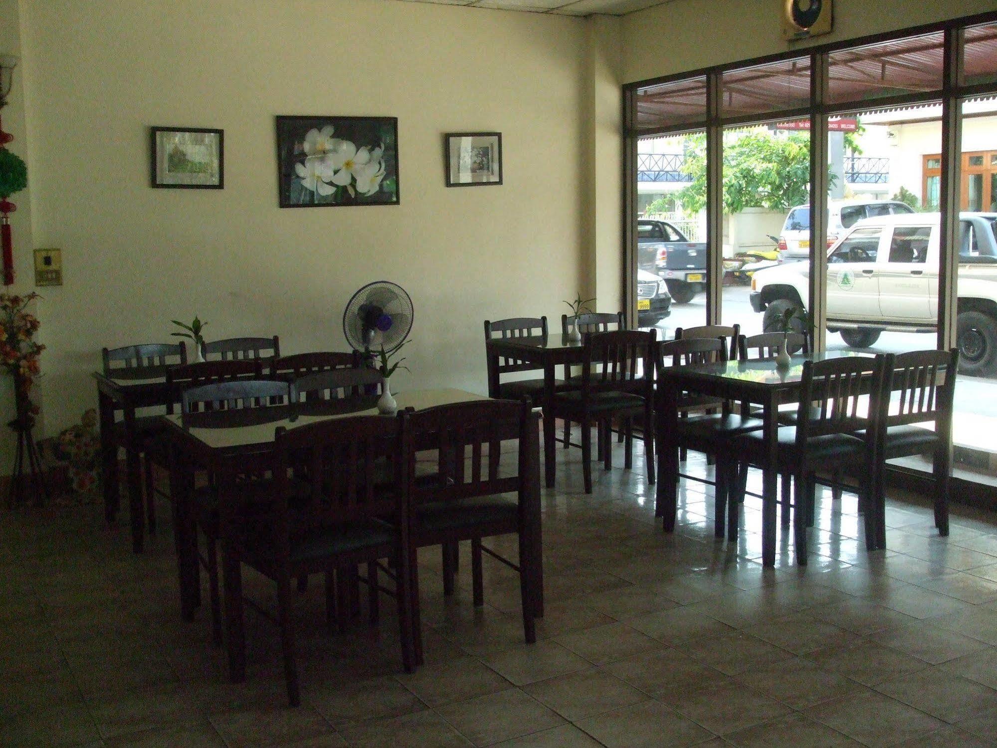 Souvanna 2 Hotel Vientiane Exterior photo